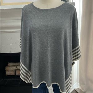 NWT ANN TAYLOR FACTORY GRAY ONE SIZE LIGHTWEIGHT PONCHO